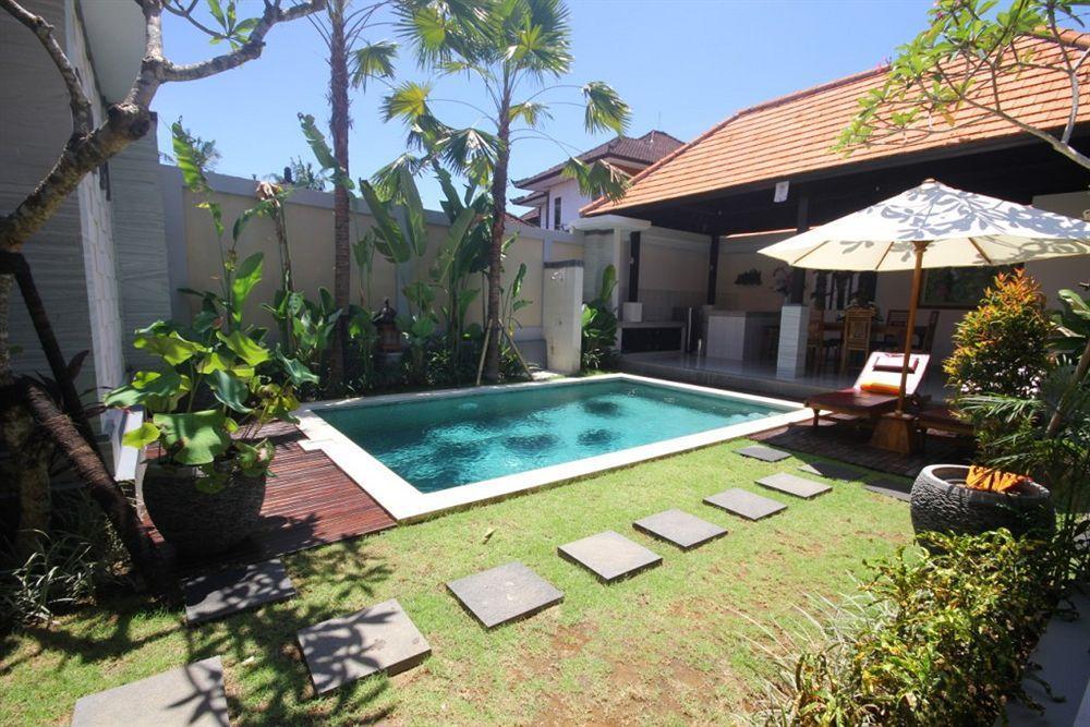 Kubal Villa Seminyak Exteriör bild