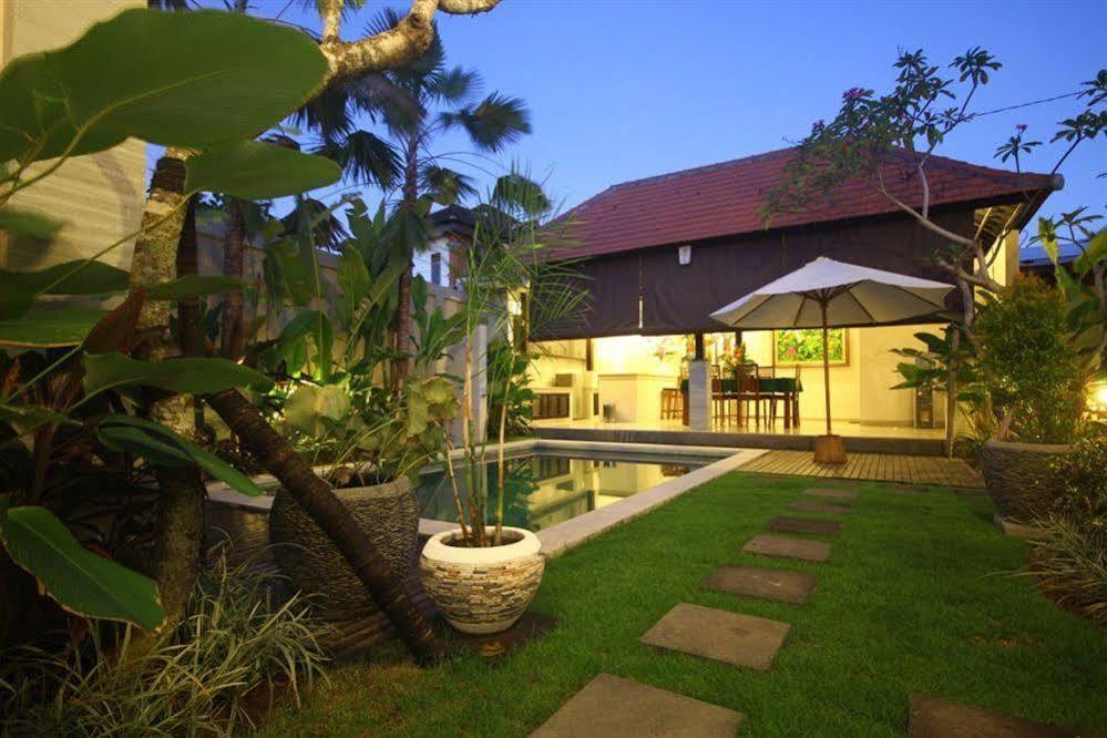 Kubal Villa Seminyak Exteriör bild