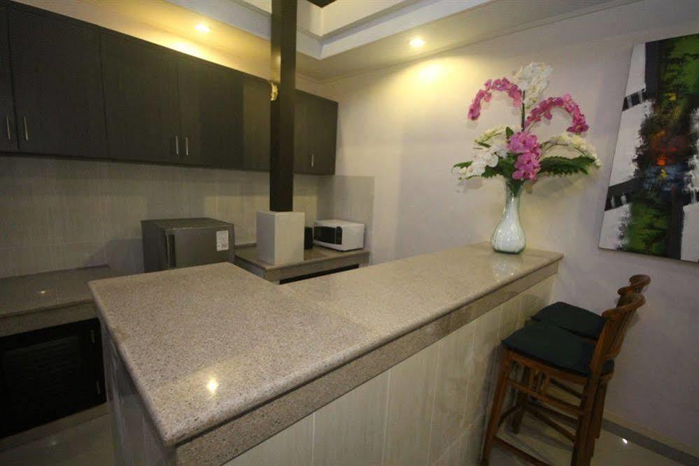 Kubal Villa Seminyak Exteriör bild