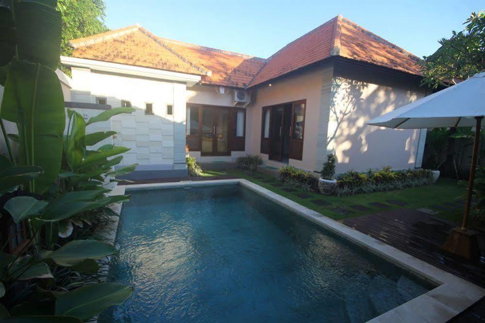 Kubal Villa Seminyak Exteriör bild