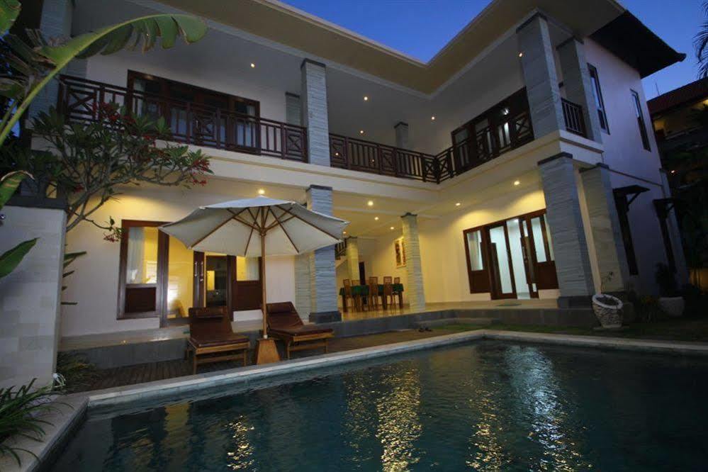 Kubal Villa Seminyak Exteriör bild